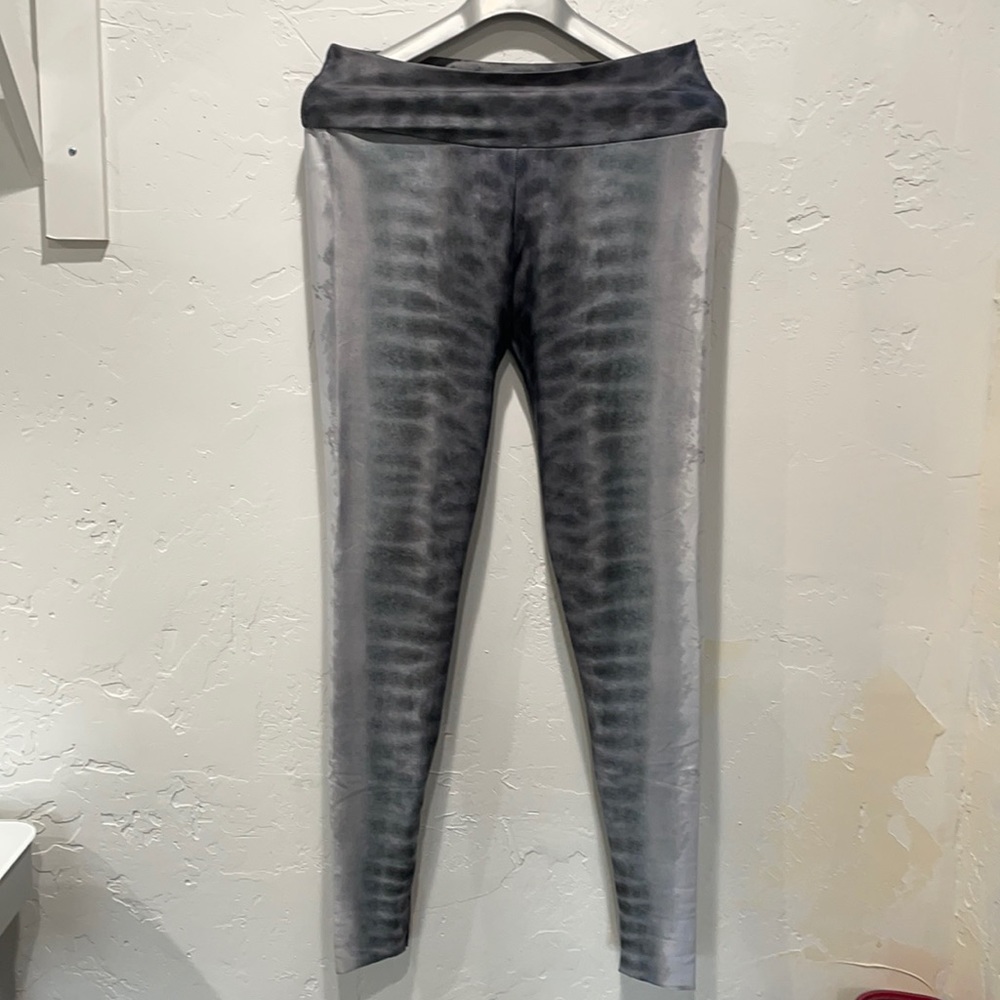 Waterlust Tiger Shark Leggings